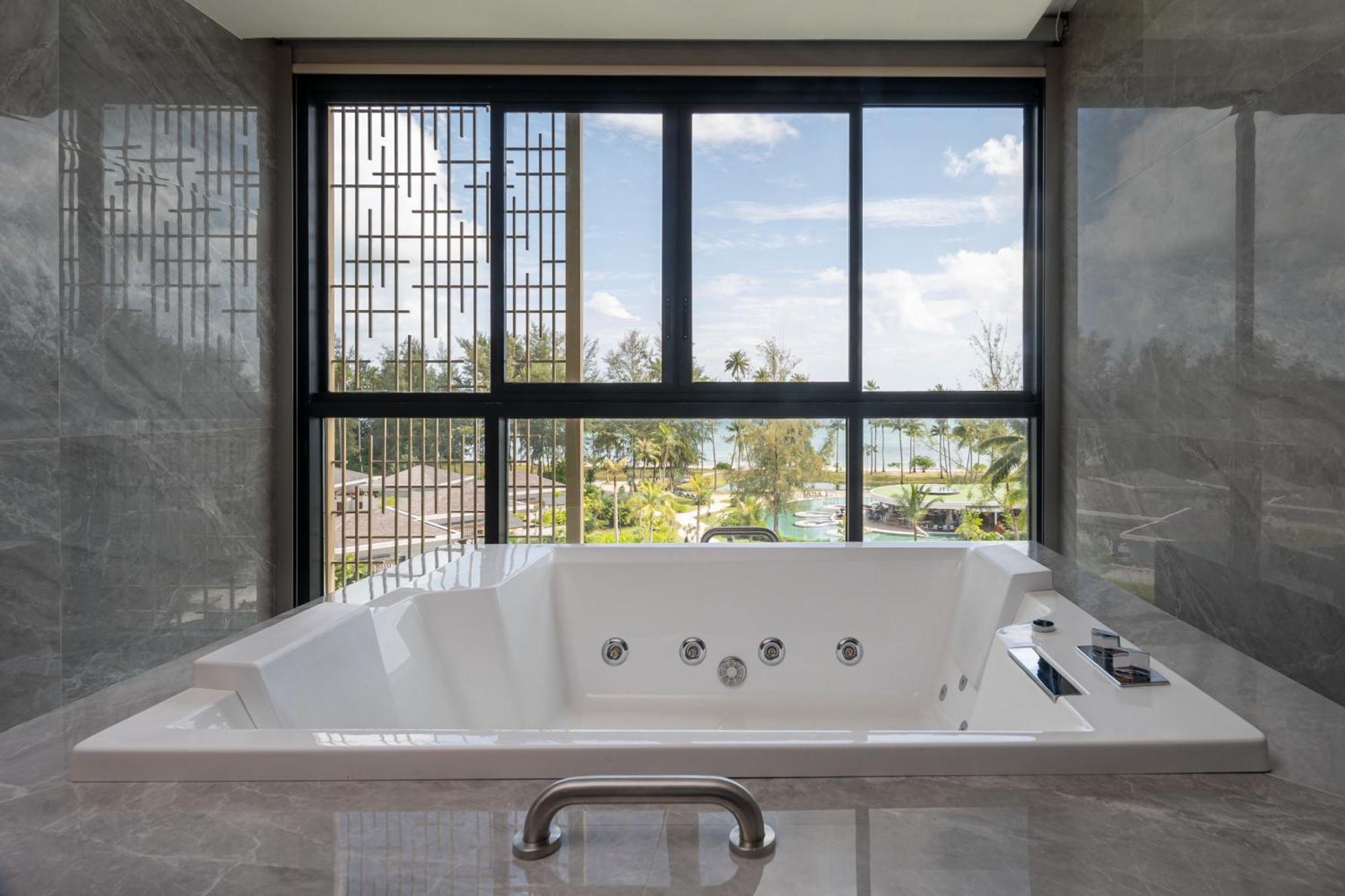 Four Points By Sheraton Bintan, Lagoi Bay Extérieur photo